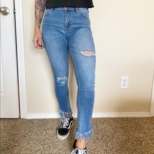 FREE PEOPLE distressed jeans